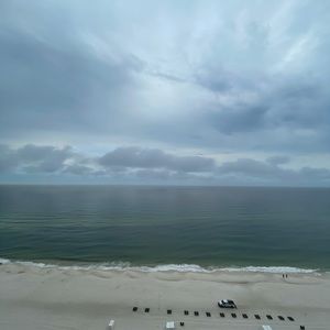 Meet your Posher, Eva